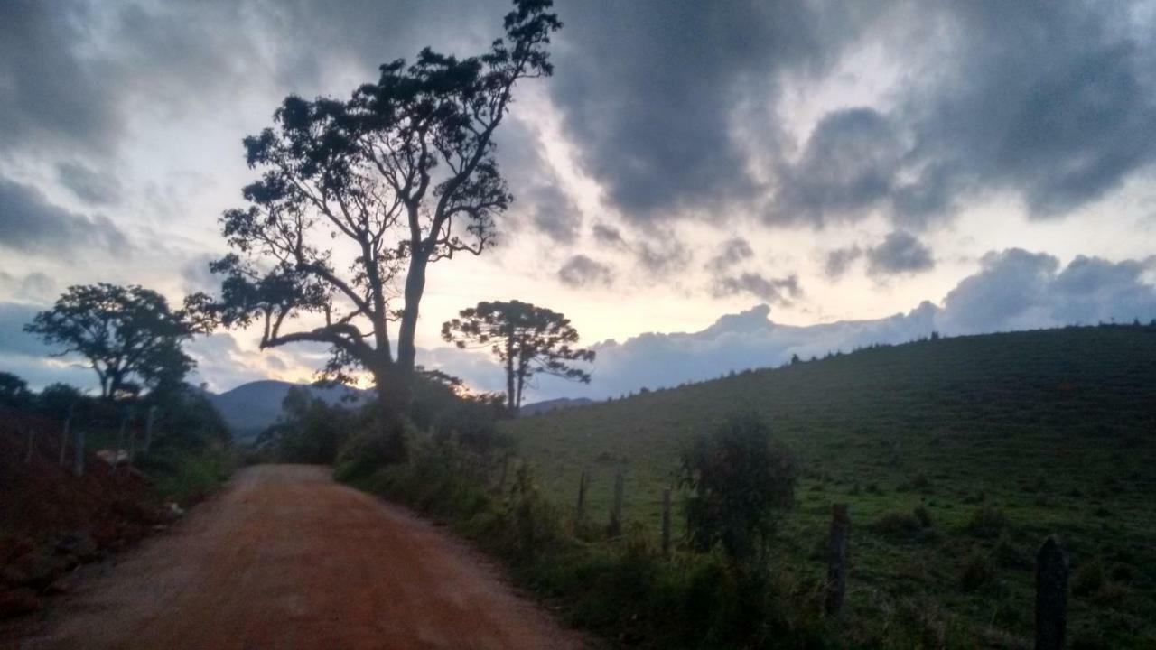 Pousada Recanto Da Vitoria Gonçalves Exteriör bild